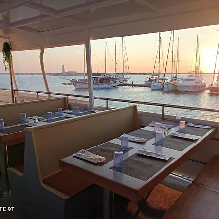 Holiday Hotel na wodzie Marsala